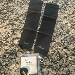 Cooling UV arm sleeves